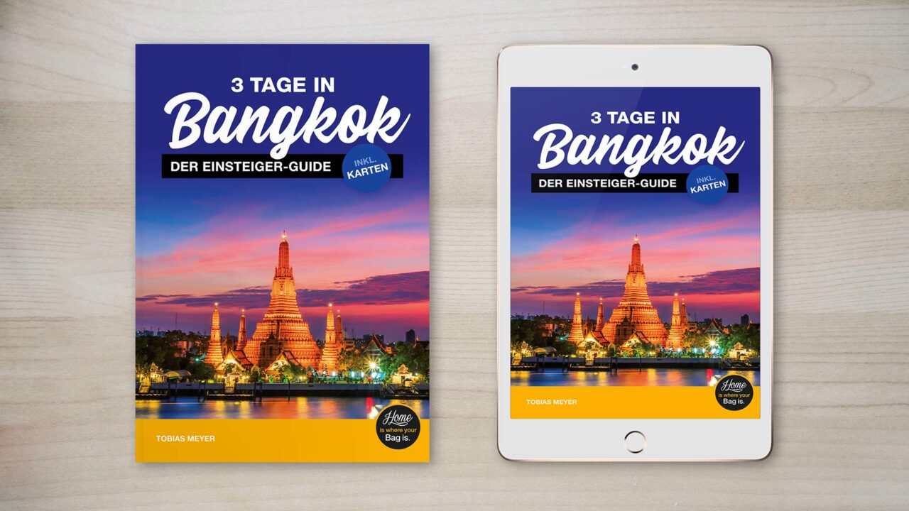 Bangkok Reiseführer als gedrucktes Buch und eBook auf einem Tablet
